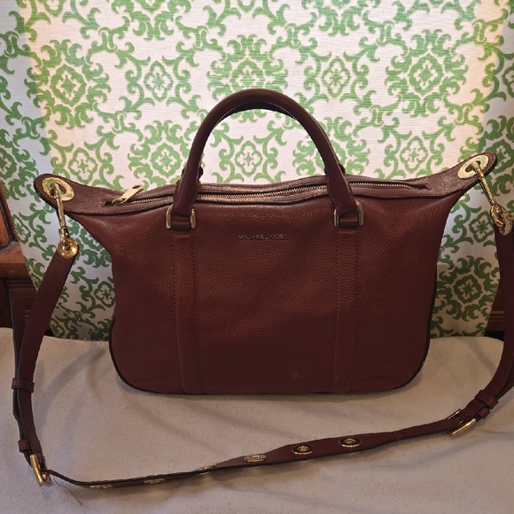 ​Michael Kors Raven Lg Satchel Brick Leather EUC